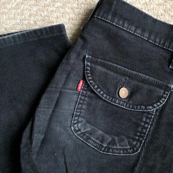 Levi’s black corduroy pants - Picture 2 of 3